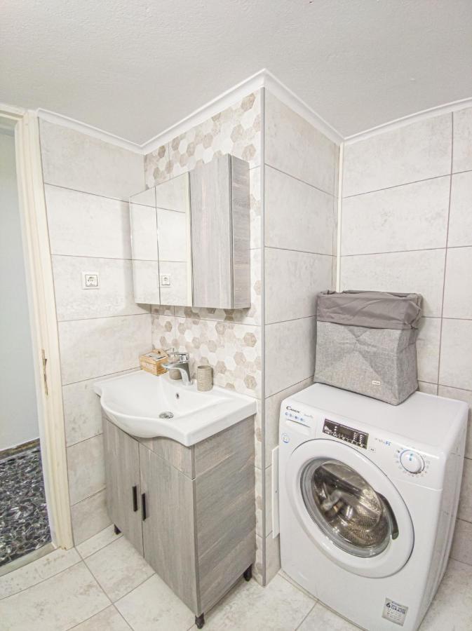 Apartament Fully Renovated Close To The Bus Station And The Center!